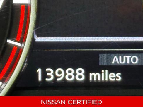 Certified 2025 Nissan Rogue SV AWD/4WD image 15