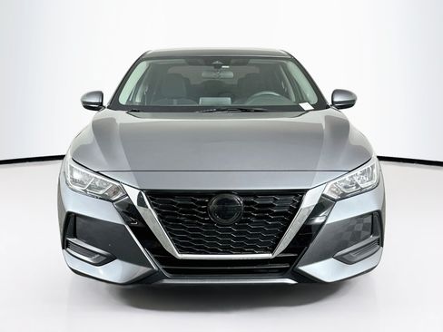 Used 2023 Nissan Sentra SV FWD image 2