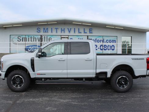 New 2026 Ford F250 Platinum w/ Tremor Off-Road Package AWD/4WD image 2