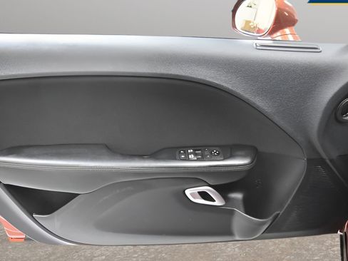 Used 2021 Dodge Challenger SXT image 12