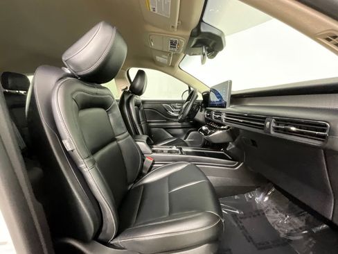 Used 2023 Lincoln Corsair FWD image 20