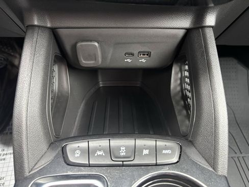 Used 2026 Chevrolet TrailBlazer LT w/ LT Cold Weather Package AWD/4WD image 23