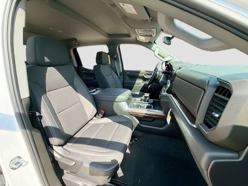 New 2026 Chevrolet Silverado 1500 LT Trail Boss w/ LPO, Dark Essentials Package AWD/4WD image 30