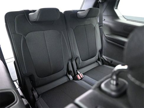 New 2025 Jeep Grand Cherokee L Laredo image 22