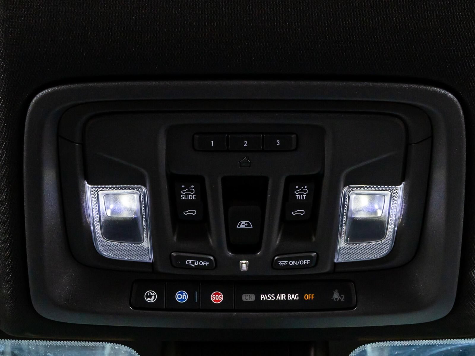 Used 2023 Chevrolet Silverado 3500 High Country AWD/4WD image 28