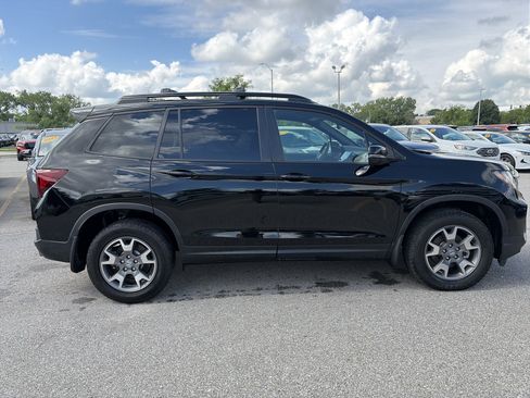 Used 2023 Honda Passport TrailSport image 4