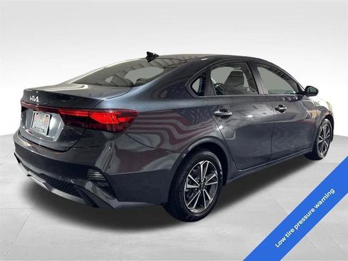 Used 2024 Kia Forte LXS FWD image 5