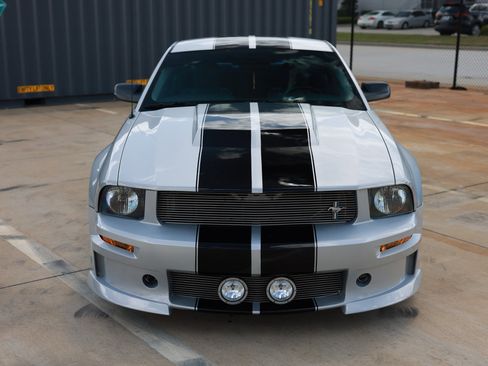Used 2006 Ford Mustang GT Premium RWD image 22