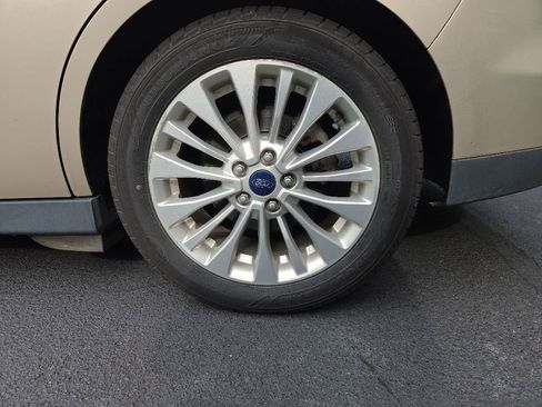 Used 2018 Ford C-MAX SE FWD image 5