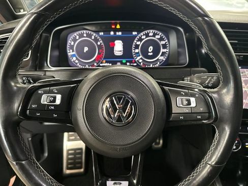 Used 2018 Volkswagen Golf R 4-Door AWD/4WD image 28