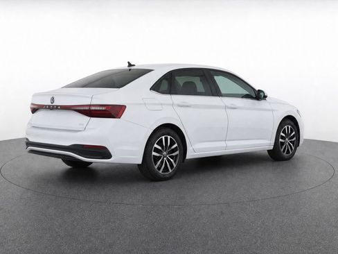 Used 2025 Volkswagen Jetta SE FWD image 30