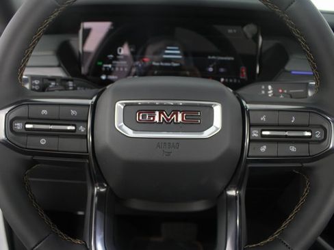 New 2026 GMC Acadia AT4 w/ Luxury Package image 15