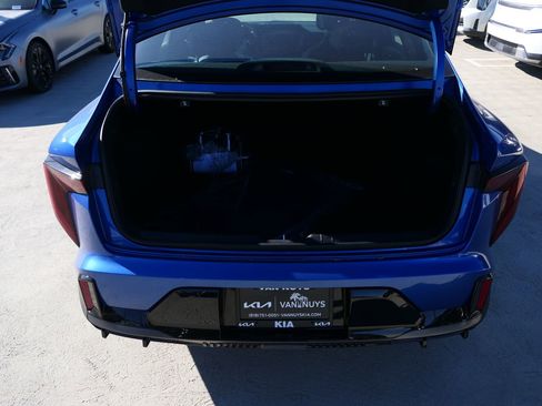 New 2025 Kia K4 GT-Line image 18