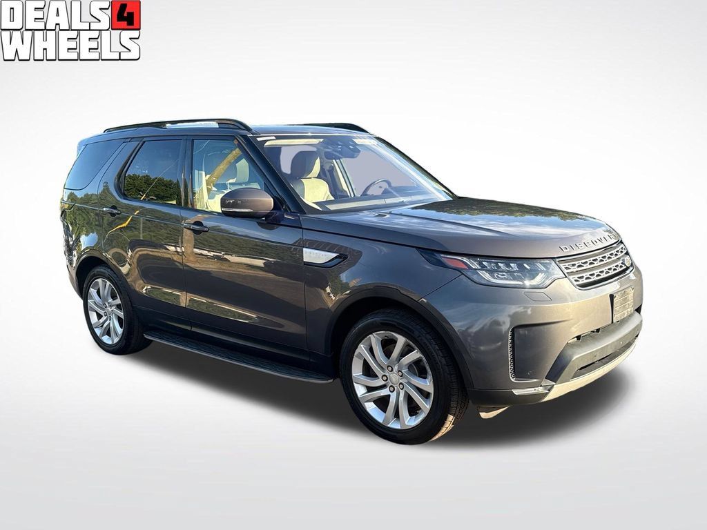 Used 2017 Land Rover Discovery HSE AWD/4WD image 7