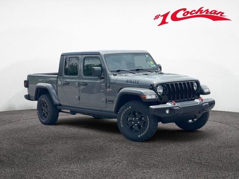Used 2022 Jeep Gladiator Sport AWD/4WD image 1
