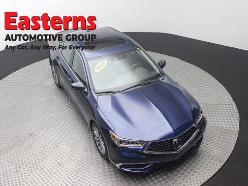 Used 2018 Acura TLX FWD image 3