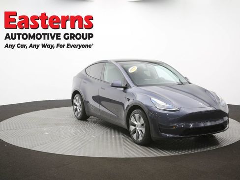 Used 2022 Tesla Model Y Long Range AWD/4WD image 49