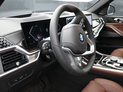 New 2026 BMW X5 sDrive40i image 12