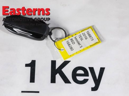 Used 2016 Tesla Model S 90D image 22