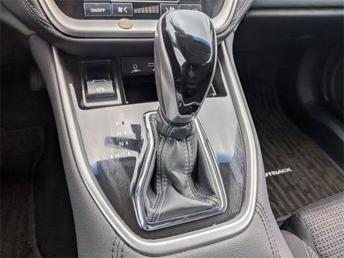 Used 2022 Subaru Outback Premium image 15