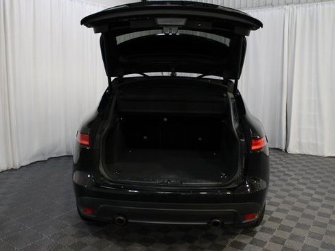 Used 2018 Jaguar F-PACE Prestige image 7