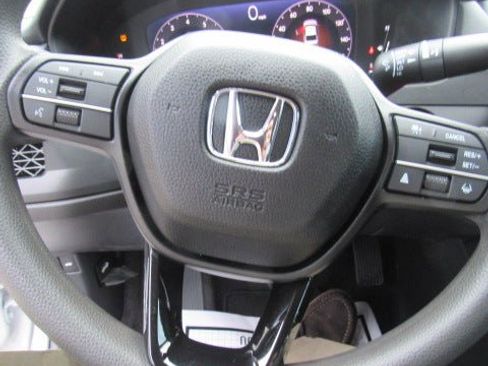 Used 2023 Honda Accord LX image 35
