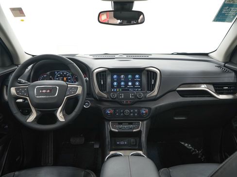 Used 2024 GMC Terrain Denali w/ Denali Premium Package AWD/4WD image 13