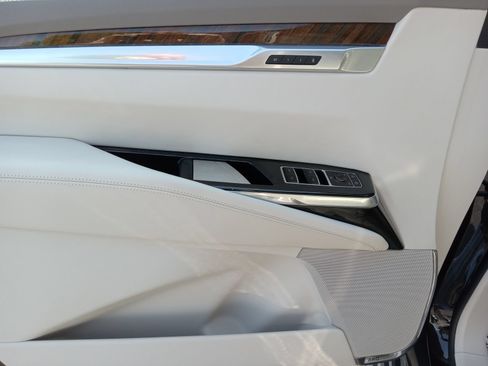 Certified 2026 Cadillac Escalade Platinum Sport AWD/4WD image 10