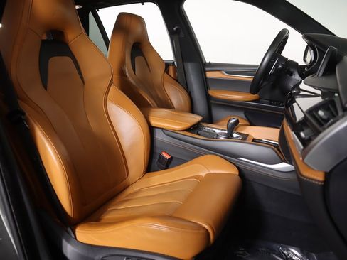 Used 2017 BMW X5 M image 33