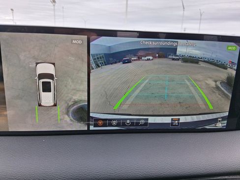 New 2026 Nissan Armada Platinum image 16