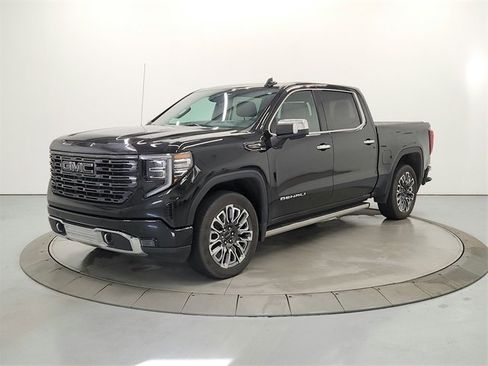 Used 2023 GMC Sierra 1500 Denali Ultimate image 3