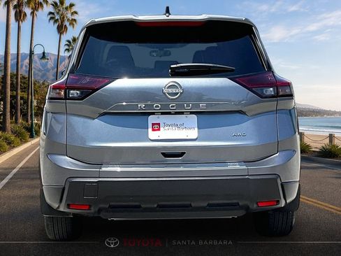Used 2026 Nissan Rogue SV w/ Cold Weather Package AWD/4WD image 6