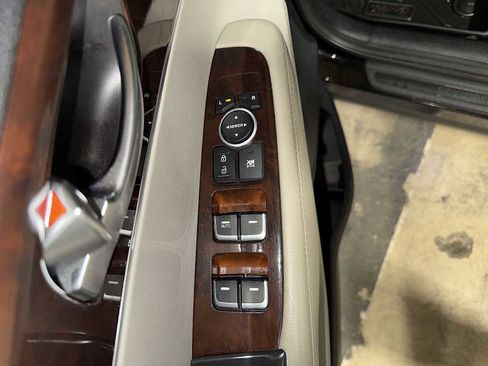 Used 2018 Kia Sorento LX w/ LX V6 Convenience Package image 23
