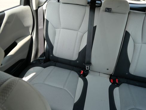 Used 2023 Subaru Forester AWD/4WD image 12