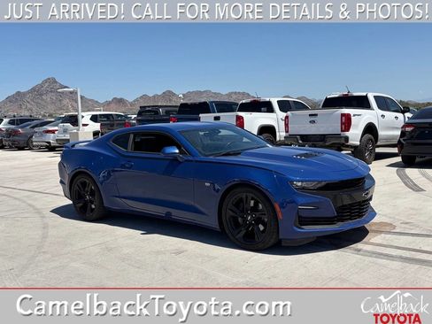 Used 2019 Chevrolet Camaro SS RWD image 1