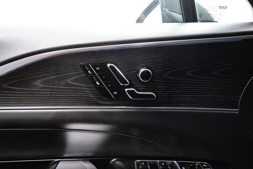 Used 2024 Cadillac Lyriq Sport RWD image 16