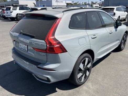 Used 2025 Volvo XC60 T8 Plus AWD/4WD image 2