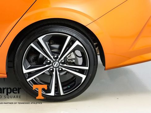 Used 2021 Nissan Sentra SR w/ SR Premium Package image 6