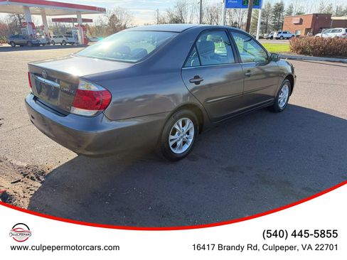 Used 2006 Toyota Camry LE FWD image 5
