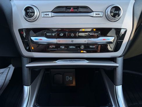 Used 2024 Ford Explorer XLT w/ Equipment Group 202A image 29