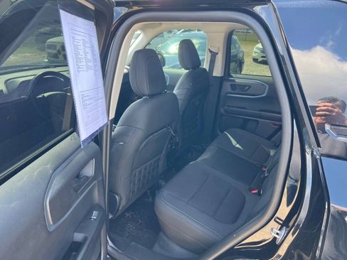 Used 2022 Ford Bronco Sport Badlands image 14