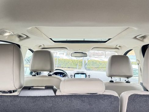 Used 2017 Ford Escape Titanium w/ Equipment Group 301A image 29