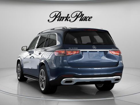 New 2026 Mercedes-Benz GLS 450 4MATIC image 17