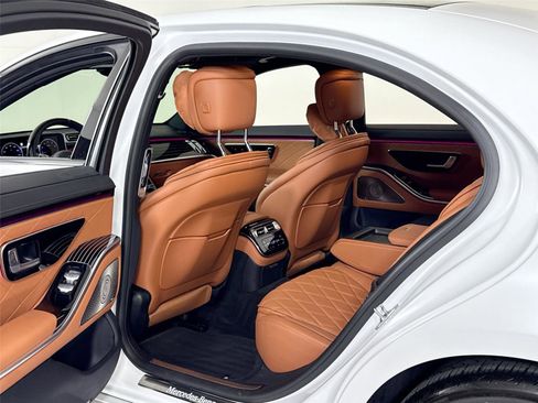 Used 2025 Mercedes-Benz S 580 S 580 * Factory Satin White * image 24