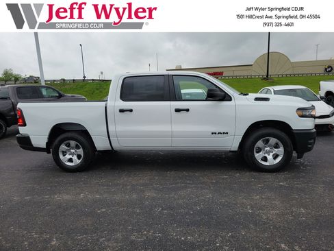 New 2026 RAM 1500 Tradesman AWD/4WD image 3