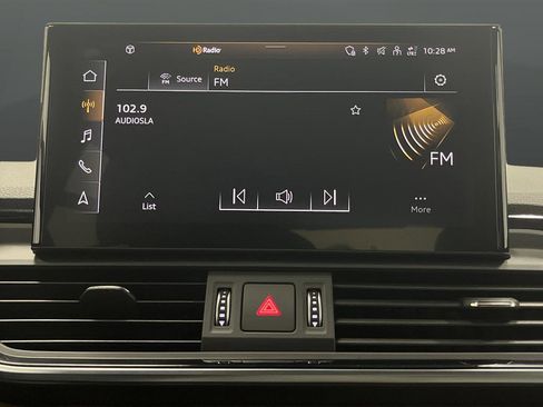 Used 2022 Audi Q5 2.0T Premium Plus w/ Premium Plus Package image 18