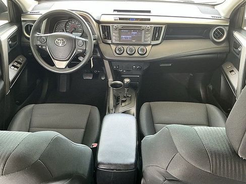 Used 2015 Toyota RAV4 LE FWD image 15