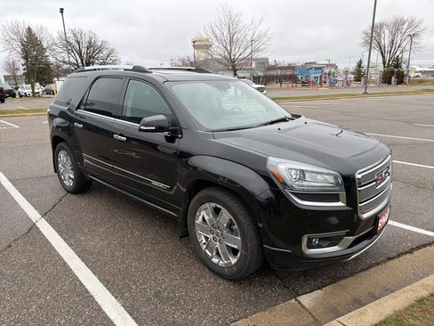 Used 2016 GMC Acadia Denali image 2
