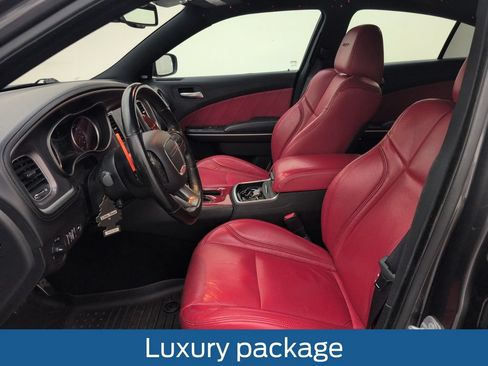 Used 2022 Dodge Charger Scat Pack RWD image 4