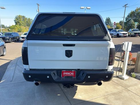 Used 2018 RAM 1500 Big Horn image 30